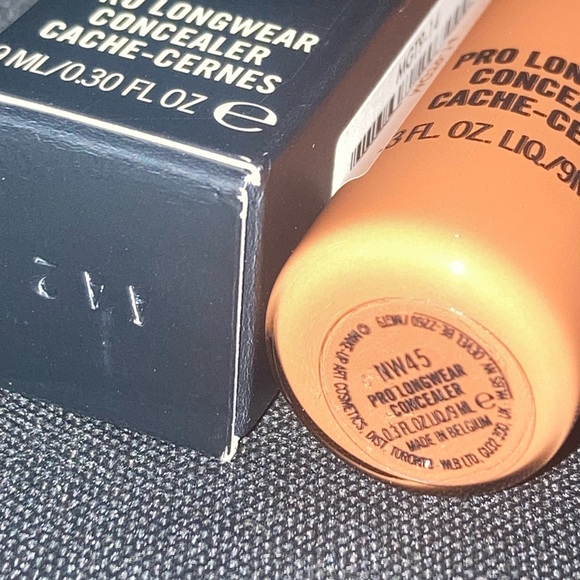 x1 MAC NW45 PRO LONGWEAR CONCEALER PUMP BRAND NEW BOXED - Picture 8 of 11